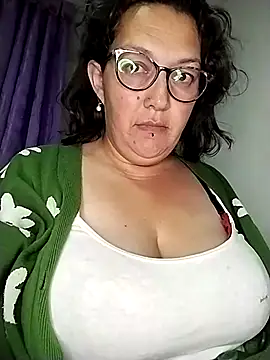  Saraqueen online show from 02/21/26, 03:40