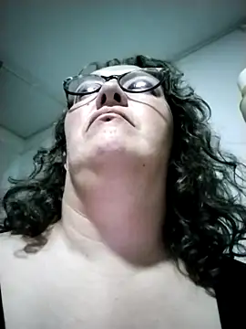  Saraqueen online show from 03/06/26, 12:40