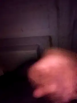 Snapshot of Mohm00028 chatting on 02/17/26, 03:36 Mohm00028 online show from 02/17/26, 03:36