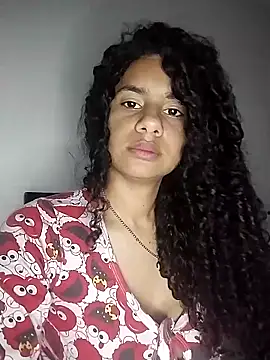 Snapshot of RizHoney chatting on 04/07/26, 05:41 RizHoney online show from 04/07/26, 05:41