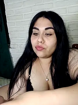 Snapshot of Sol_luvv chatting on 02/17/26, 07:05 Sol luvv online show from 02/17/26, 07:05