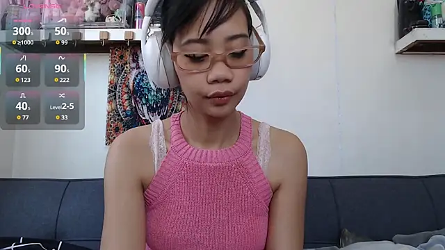 GloryKulikowski online show from 04/06/26, 02:20