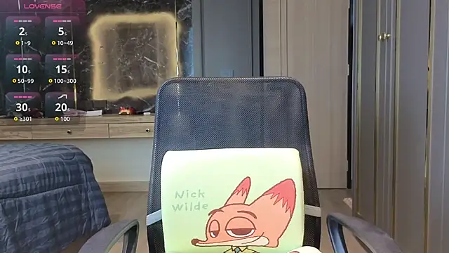 Snapshot of Alittleasaingirl chatting on 02/27/26, 05:18 Alittleasaingirl online show from 02/27/26, 05:18