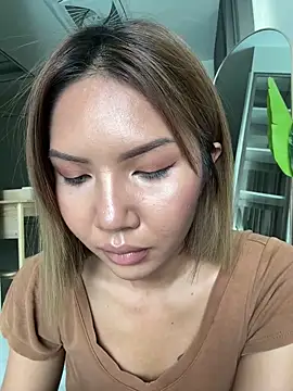 Alittleasaingirl online show from 06/18/26, 05:19