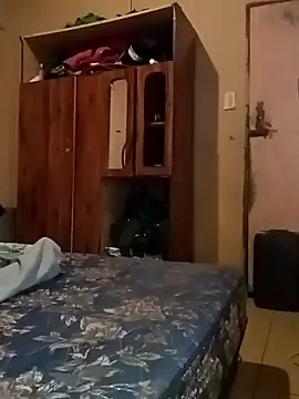 madgirl25 online show from 02/27/26, 02:33