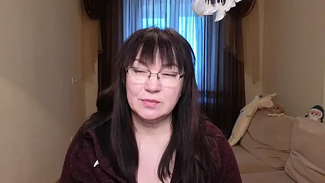 Snapshot of Tori_Twirl chatting on 02/18/26, 06:31 Tori Twirl online show from 02/18/26, 06:31