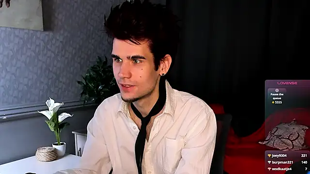 Snapshot of trevor_dreams chatting on 02/12/26, 12:55 trevor dreams online show from 02/12/26, 12:55