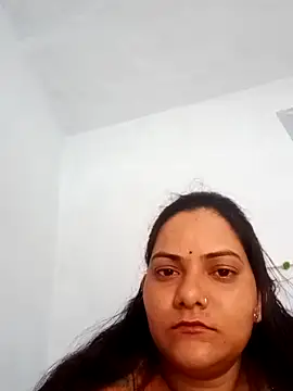 Snapshot of Anushka_Singh0 chatting on 02/14/26, 10:45 Anushka Singh0 online show from 02/14/26, 10:45