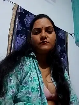 Snapshot of Anushka_Singh0 chatting on 02/15/26, 03:42 Anushka Singh0 online show from 02/15/26, 03:42