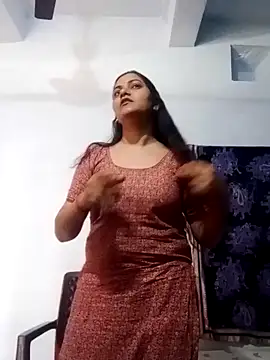 Snapshot of Anushka_Singh0 chatting on 02/19/26, 04:08 Anushka Singh0 online show from 02/19/26, 04:08