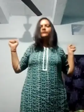 Snapshot of Anushka_Singh0 chatting on 03/03/26, 01:12 Anushka Singh0 online show from 03/03/26, 01:12