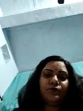 Anushka Singh0 online show from 04/08/26, 04:51