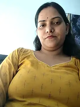 Anushka Singh0 online show from 04/28/26, 11:26