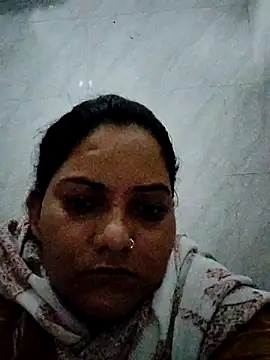 Snapshot of Anushka_Singh0 chatting on 06/14/26, 12:19 Anushka Singh0 online show from 06/14/26, 12:19
