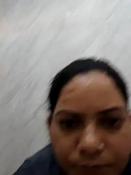 Snapshot of Anushka_Singh0 chatting on 06/28/26, 01:11 Anushka Singh0 online show from 06/28/26, 01:11