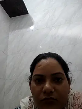 Snapshot of Anushka_Singh0 chatting on 07/05/26, 01:01 Anushka Singh0 online show from 07/05/26, 01:01