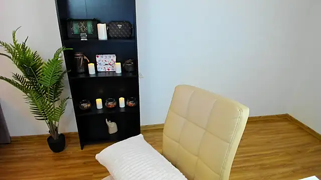 khloe starrr online show from 03/16/26, 01:48