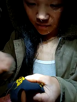 Snapshot of nelina_12345 chatting on 02/14/26, 11:23 nelina 12345 online show from 02/14/26, 11:23