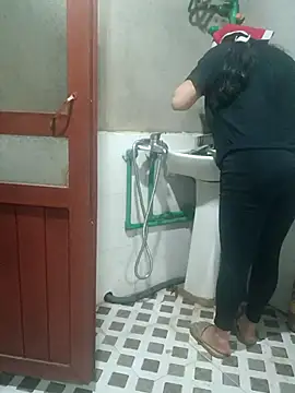 nelina 12345 online show from 04/17/26, 03:37