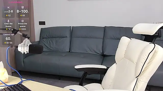 Snapshot of XX-CYY chatting on 03/02/26, 01:18 XX-CYY online show from 03/02/26, 01:18