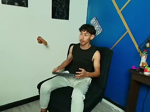 skinny jean  online show from 03/24/26, 08:58