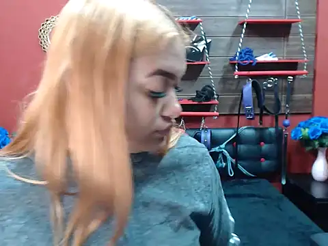 Alicefetishxxx online show from 03/13/26, 12:23