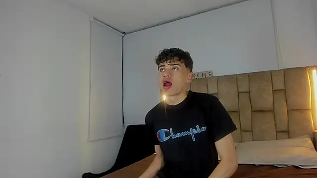 Noir Sebas online show from 03/11/26, 03:45