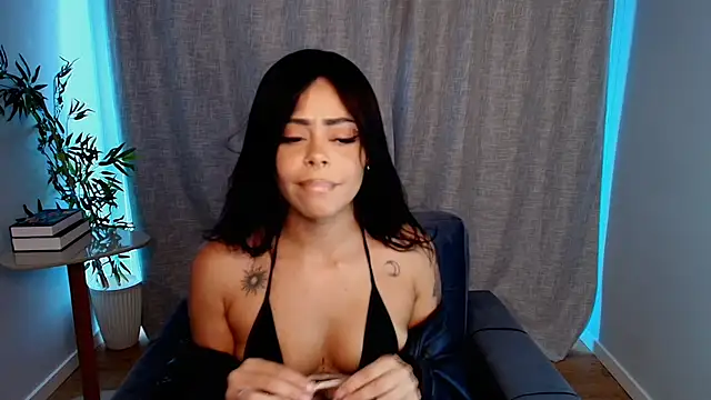 Pauline Clark online show from 02/18/26, 08:27