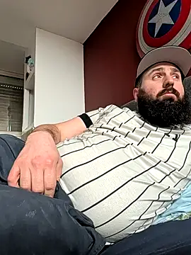 Snapshot of daddyboucher69 chatting on 03/02/26, 12:45 daddyboucher69 online show from 03/02/26, 12:45