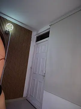 mia-rodrigues online show from 02/13/26, 04:19