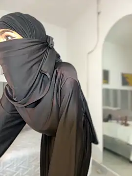 Snapshot of aminaa_ chatting on 02/16/26, 06:48 aminaa online show from 02/16/26, 06:48