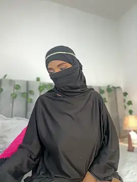 aminaa  online show from 03/27/26, 07:24