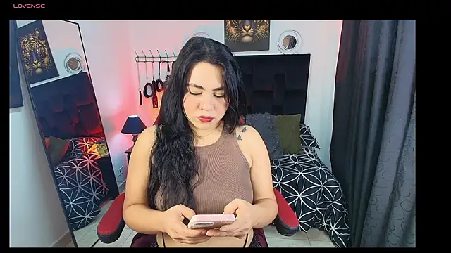 Liu wen  online show from 03/17/26, 12:30