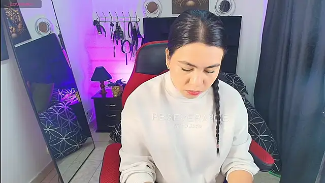 Liu wen  online show from 03/21/26, 12:54