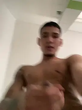 Thiagoo2331 online show from 03/31/26, 07:25