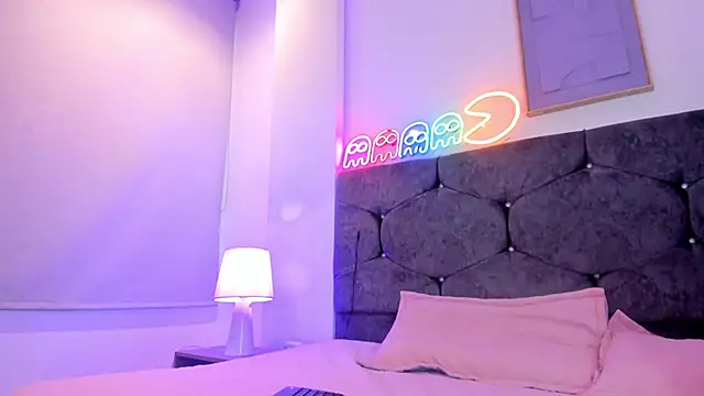 Megan Morphy online show from 03/10/26, 12:32