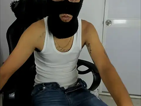 Snapshot of badboy_master chatting on 04/02/26, 03:59 badboy master online show from 04/02/26, 03:59