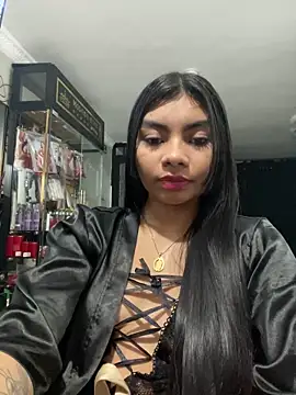 eimmy  skinny online show from 04/12/26, 12:15