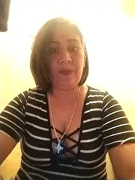 Snapshot of Arely_Sweet chatting on 03/05/26, 02:51 Arely Sweet online show from 03/05/26, 02:51