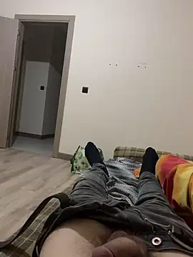 enesozkir online show from 04/14/26, 05:08