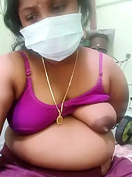 Snapshot of tamilkaviya431 chatting on 03/04/26, 06:52 tamilkaviya431 online show from 03/04/26, 06:52