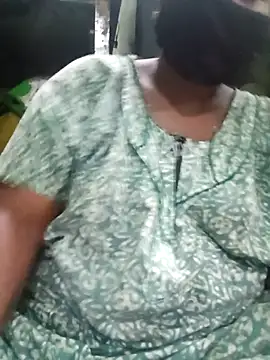 tamilkaviya431 online show from 04/08/26, 12:10