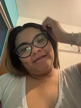 ludmila x online show from 04/15/26, 05:03