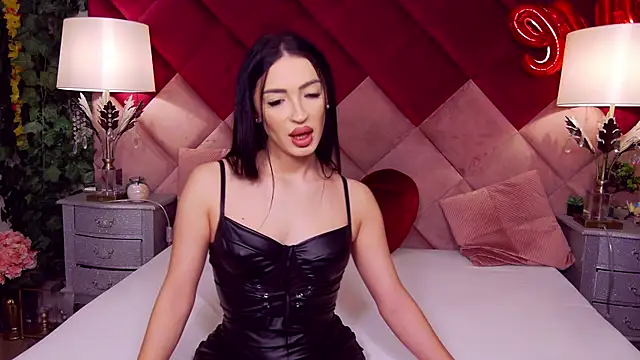 Snapshot of VictoriaLanes chatting on 02/19/26, 05:25 VictoriaLanes online show from 02/19/26, 05:25