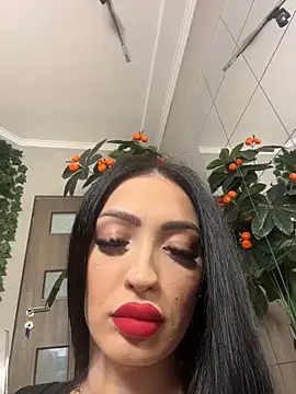 VictoriaLanes online show from 04/16/26, 04:24