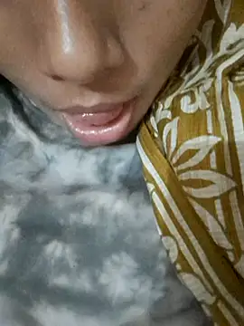 Horny Girl VIP online show from 04/11/26, 05:45