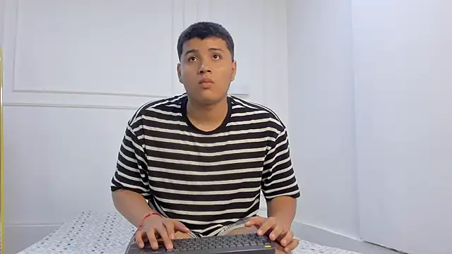 lalitopp online show from 03/12/26, 01:45