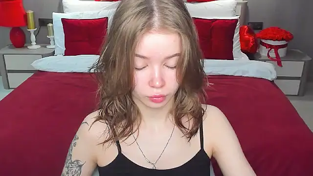 Violetta  Dreams online show from 02/24/26, 04:43