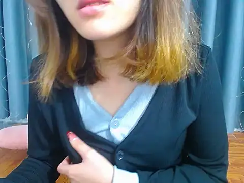 Snapshot of Lunababty chatting on 02/20/26, 03:36 Lunababty online show from 02/20/26, 03:36