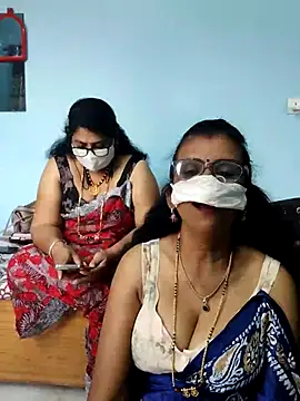 Snapshot of Kannadasexywifes chatting on 04/23/26, 05:30 Kannadasexywifes online show from 04/23/26, 05:30